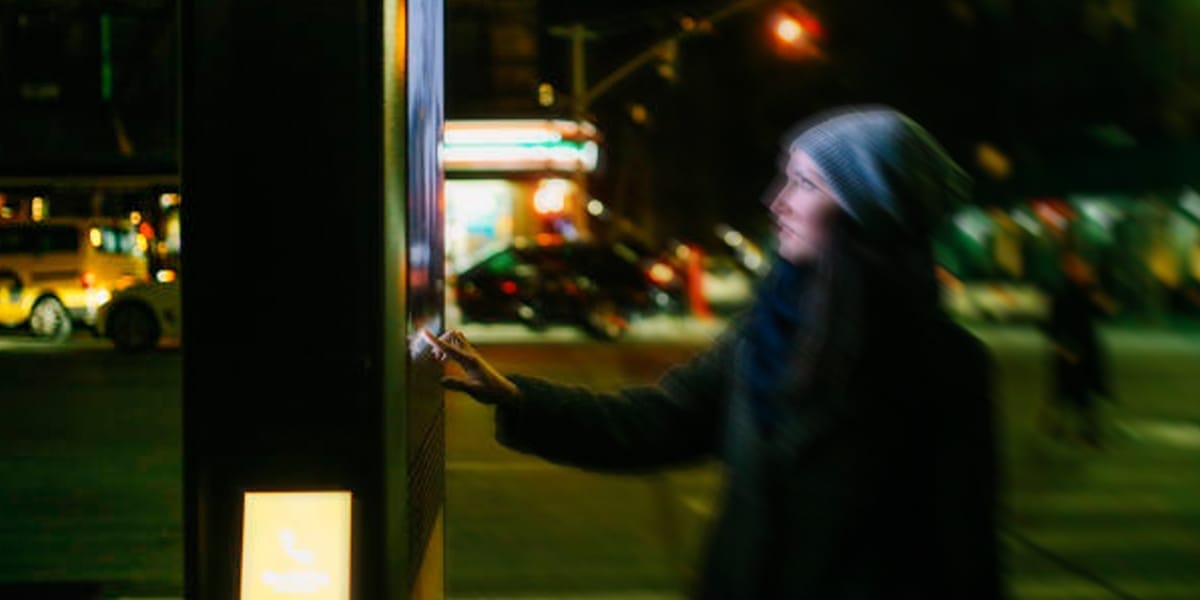 Tecnologia Zytronic per chioschi esterni